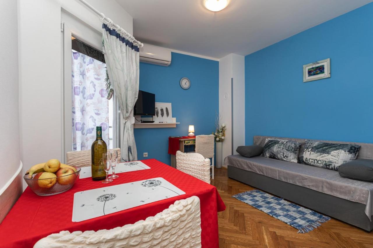 Blue Sky Baska Apartment Exterior photo